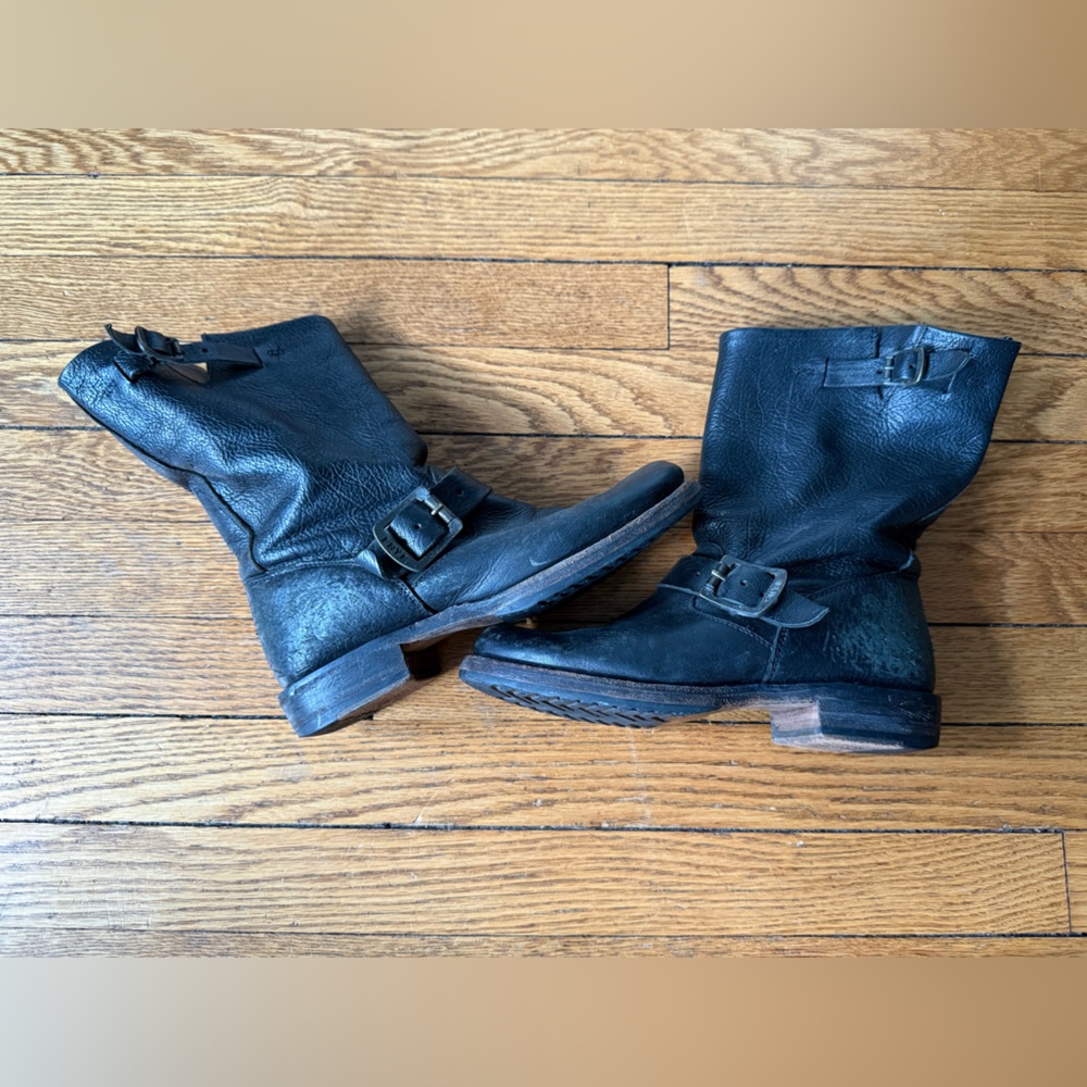 Frye Veronica Short Moto Boot - Size 6